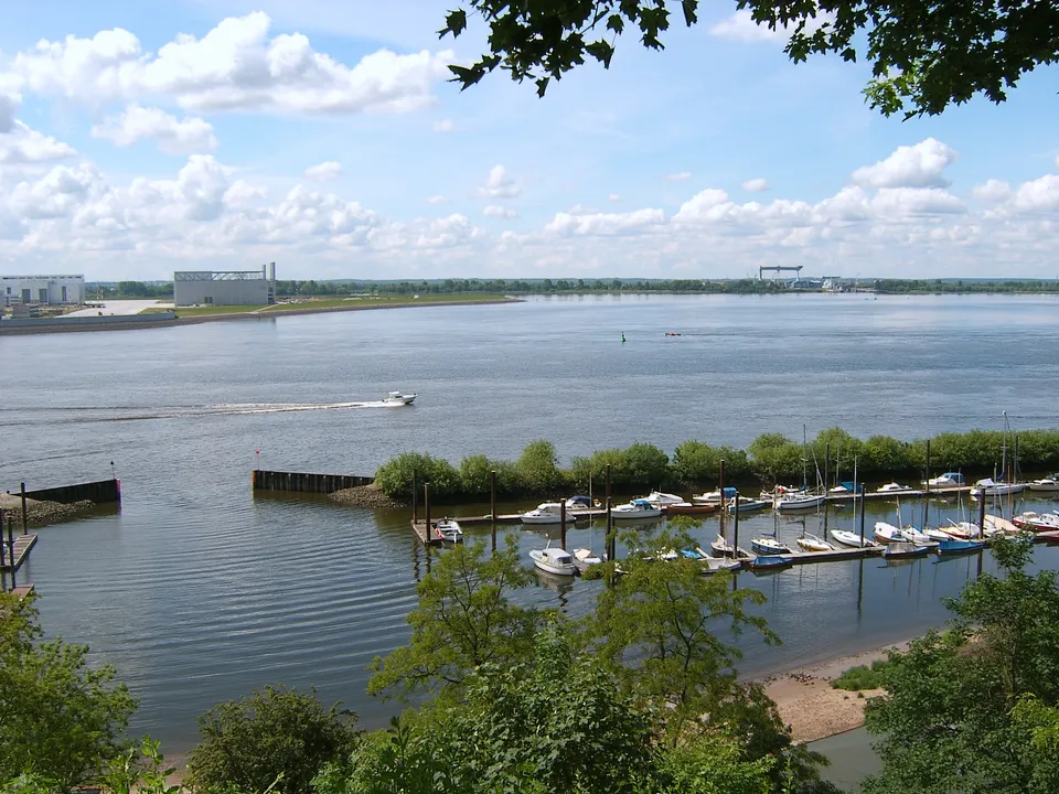 Blankenese Mühlenberg: Hh muehlenberg yachthafen